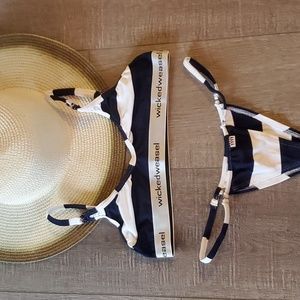 Wicked Weasel Sailor kiss 376 crop top bikini. Size Medium